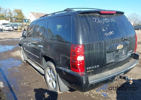 2009 Chevrolet Tahoe Ltz из США, поврежденный, VIN 1GNFK33059R303647